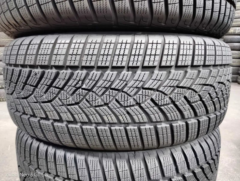 Шини бу 225/55 R17 Goodyear UltraGrip Performance+ Комплект Пара Зима — фото 2