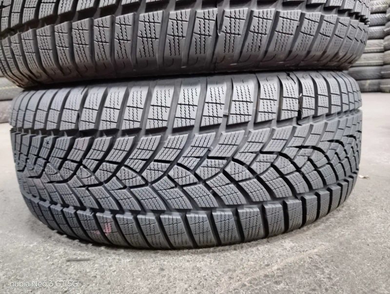 Шини бу 225/55 R17 Goodyear UltraGrip Performance+ Комплект Пара Зима — фото 4