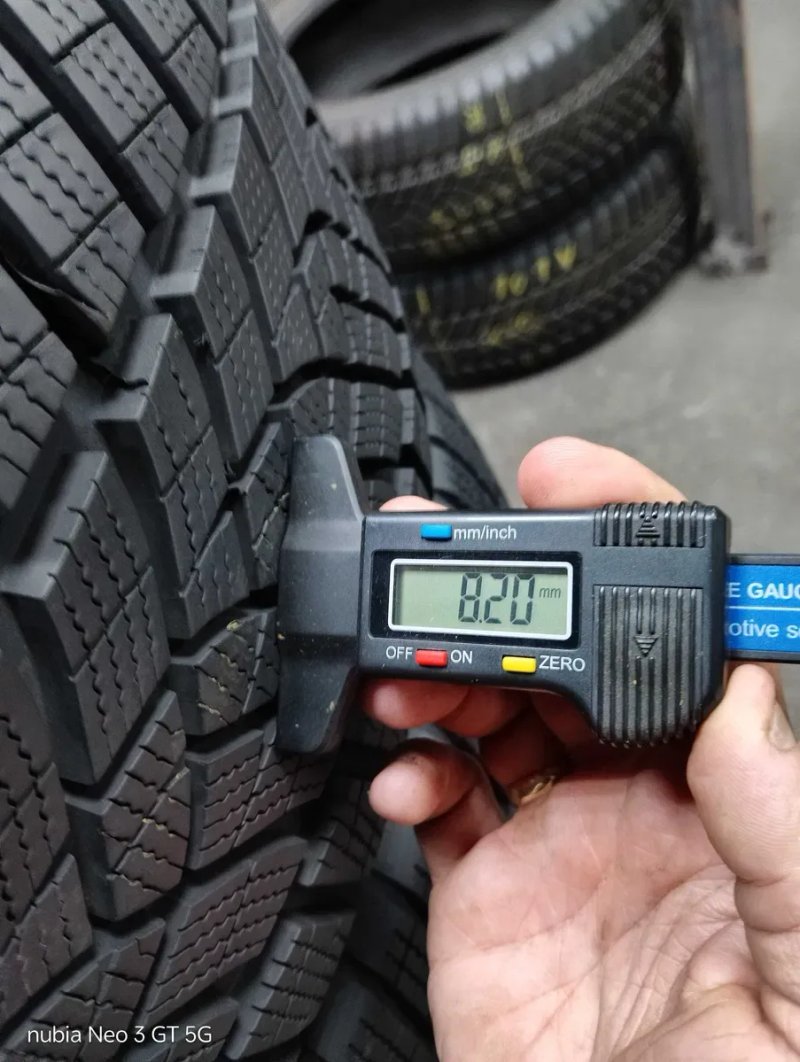 Шини бу 225/55 R17 Goodyear UltraGrip Performance+ Комплект Пара Зима — фото 6
