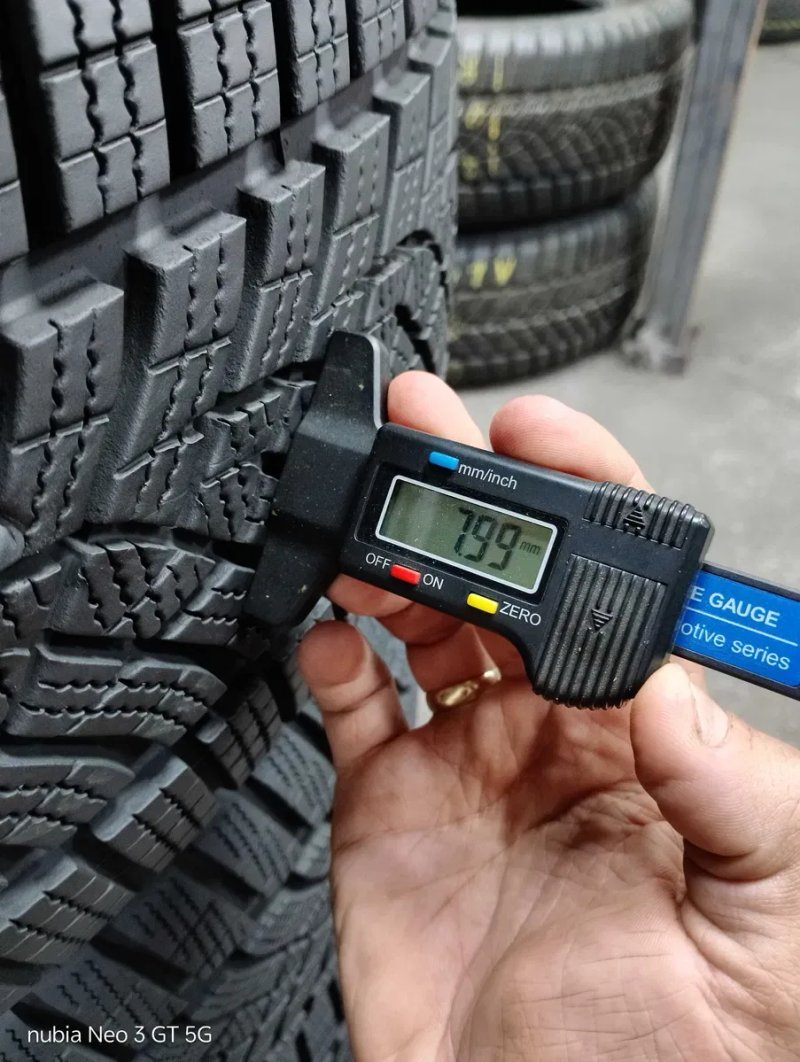 Шини бу 225/55 R17 Goodyear UltraGrip Performance+ Комплект Пара Зима — фото 7