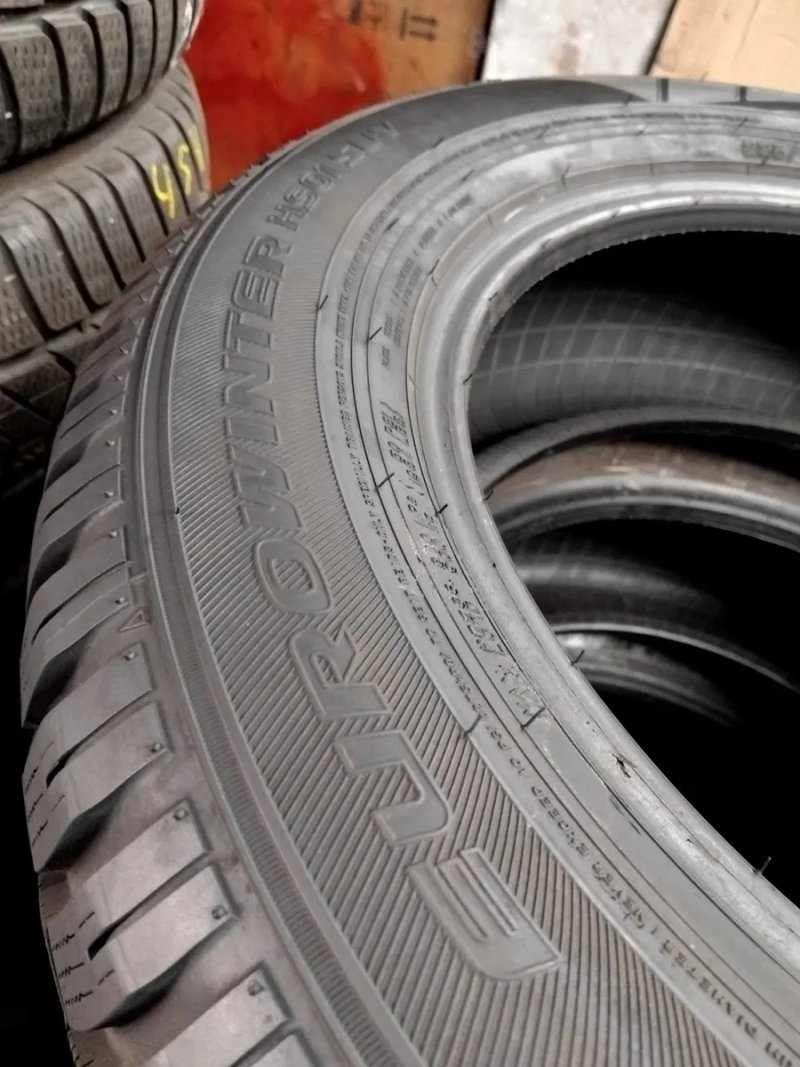 Шини бу 225/60 R18 Falken Eurowinter Комплект  Пара Зима — фото 8