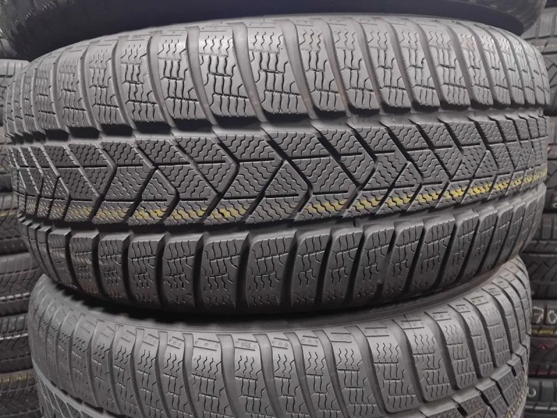 Шини бу бв  245/45 R18 Pirelli Sottozero 3  Комплект Зима — фото 2