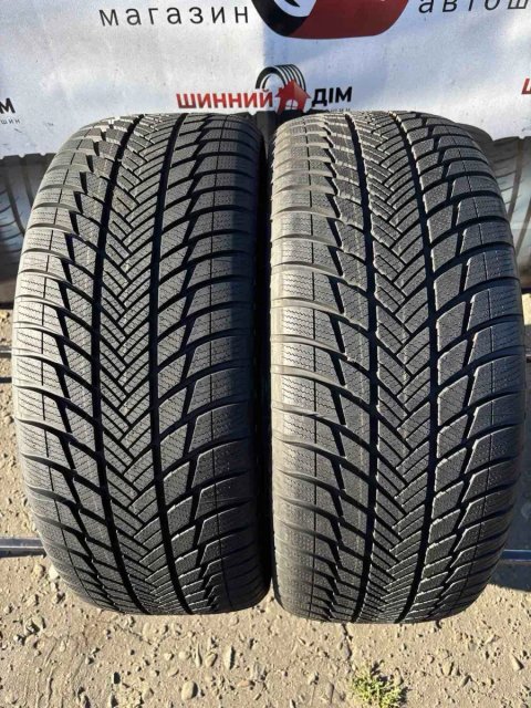 Шини нові 235/50 R19 Bridgestone зима