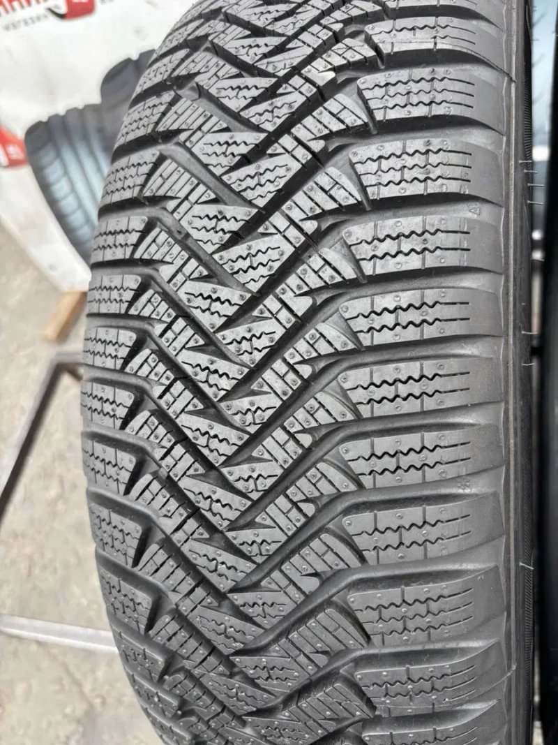 Шини одиночка нова 195/65 R15 Firestone   зима 2024 рік — фото 3