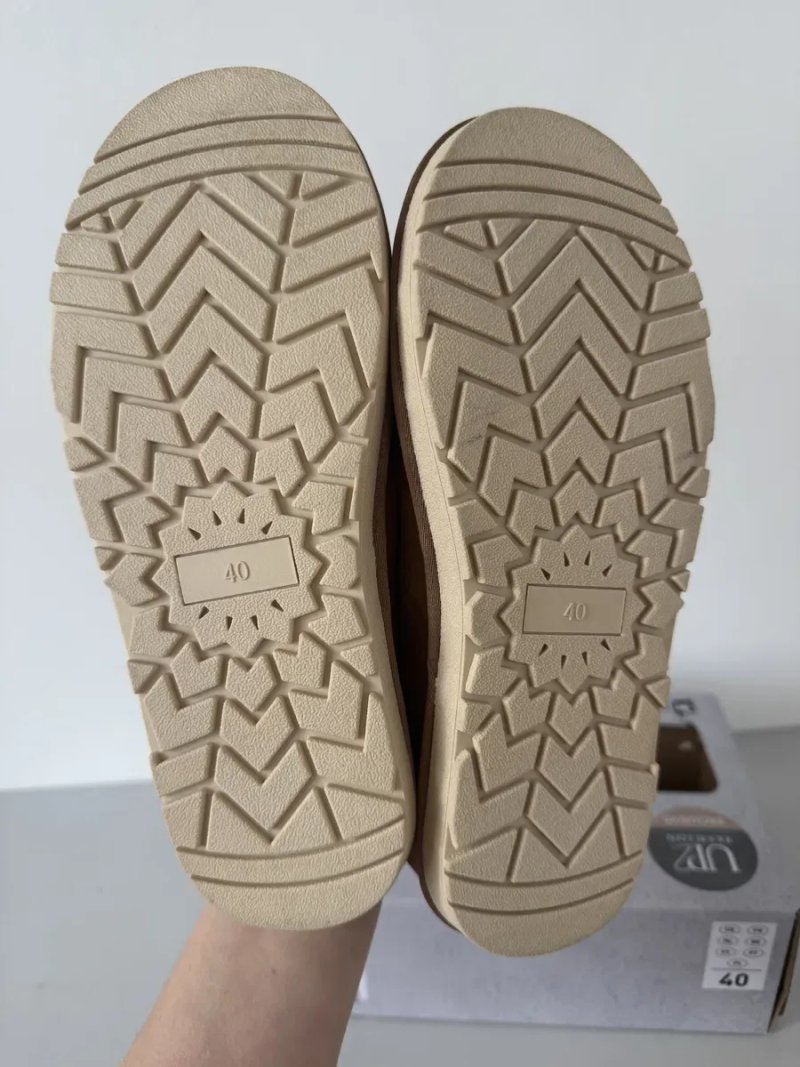 Шкіряні сліпери з овчини у розмірі 39 40 уги як ugg tasman tazz — фото 2