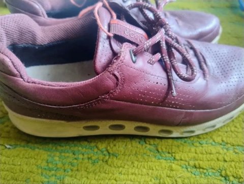 Шкіряні жіночі кросівки ECCO Gore-Tex Surround оригінал 39 розмір