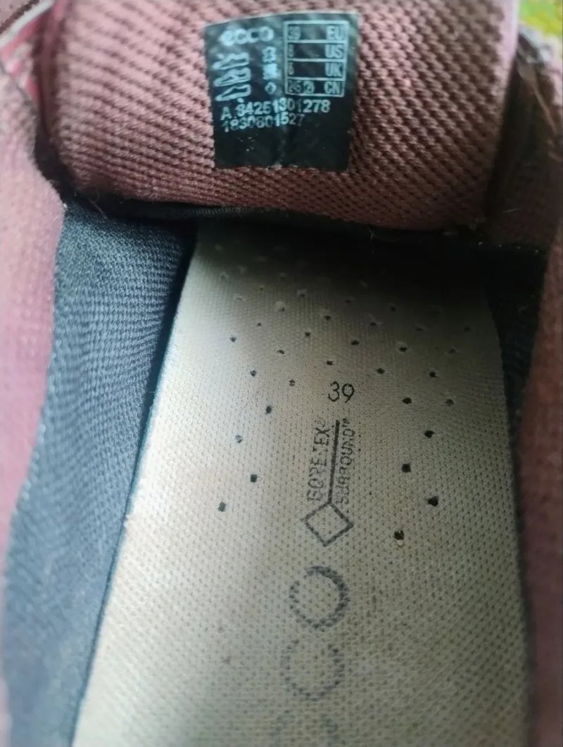 Шкіряні жіночі кросівки ECCO Gore-Tex Surround оригінал 39 розмір — фото 6