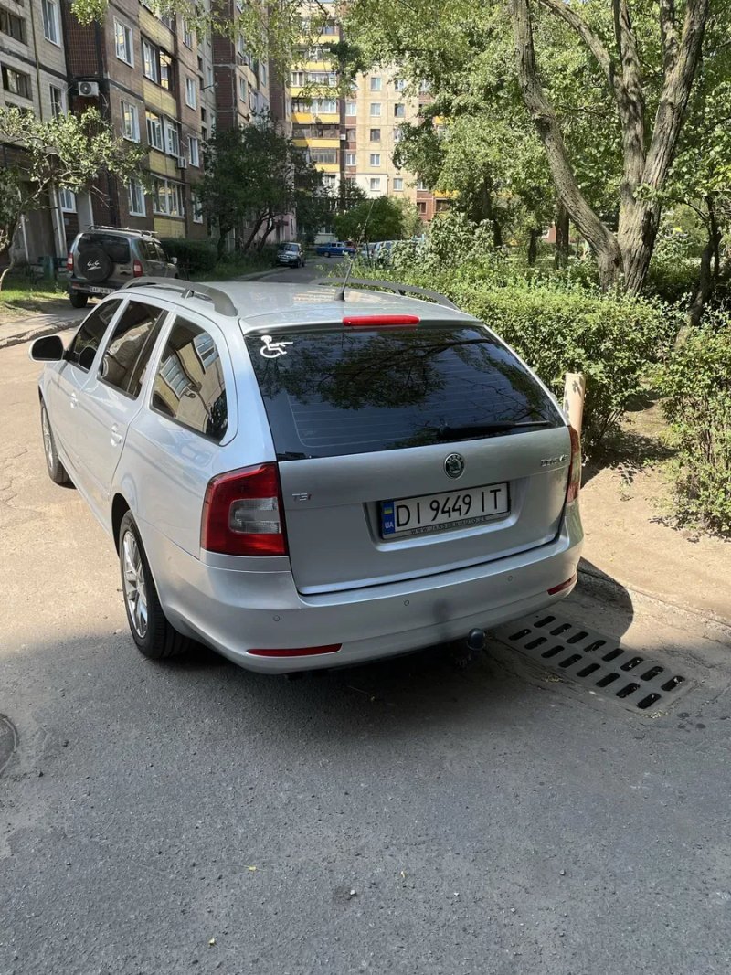 Шкода октавия А5 универсал — фото 7