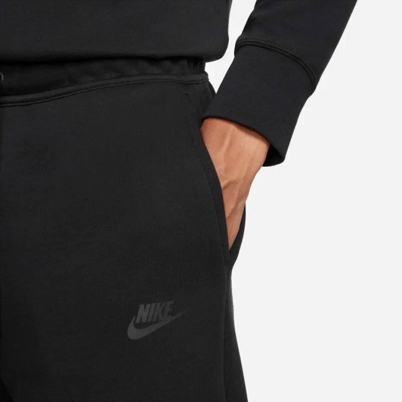 Шорти Nike Sportswear Tech Fleece (S)(XL) FB8171-010 Оригінал! — фото 3