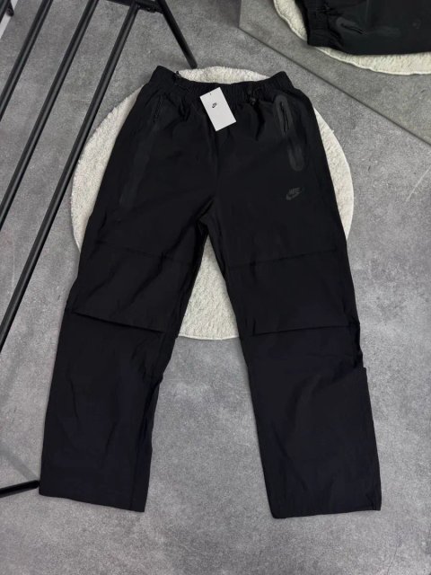Штани Nike tech Woven / Найк теч вувен / нейлонові штани / Nike nylon pants / S,M,L,XL