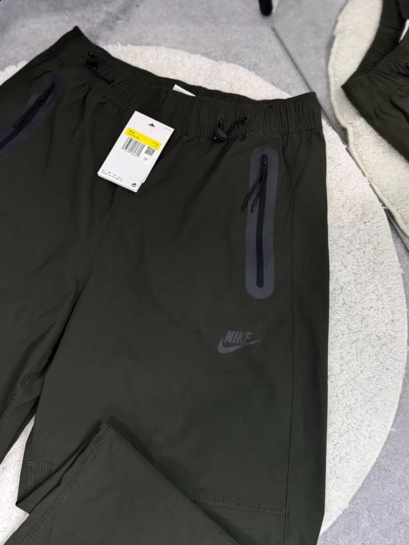 Штани Nike tech Woven / Найк теч вувен / нейлонові штани / Nike nylon pants / S,M,L,XL — фото 4