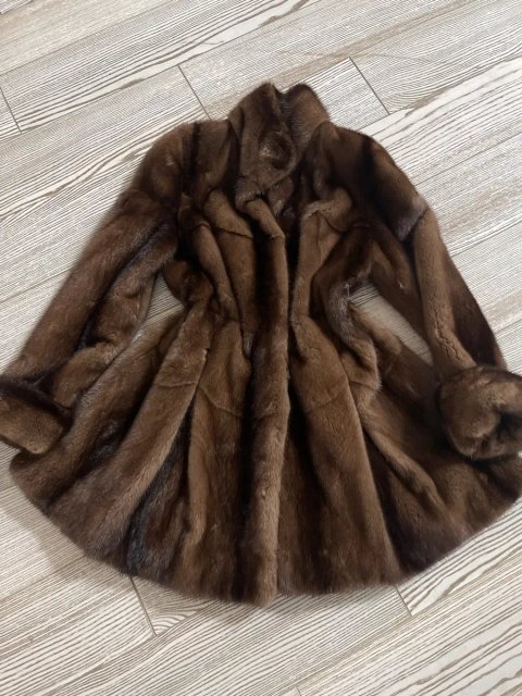 Шуба норка коричневая