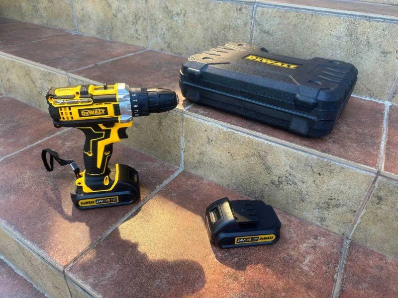 Шуруповерт акумуляторний dewalt. Шурупокрут ударний Шуруповерт ударный — фото 5