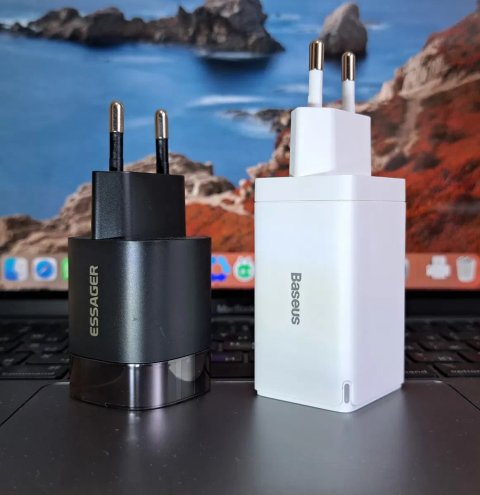 Швидка зарядка Essager 30w потужний універсальний зарядний пристрій GAN 33w 65w 67w Baseus Toocki Asometech для ноутбука телефона планшета повербанка