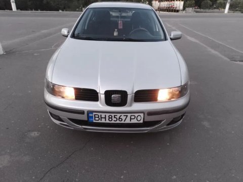 Сиат Леон Автомат 2003г рабочий климат