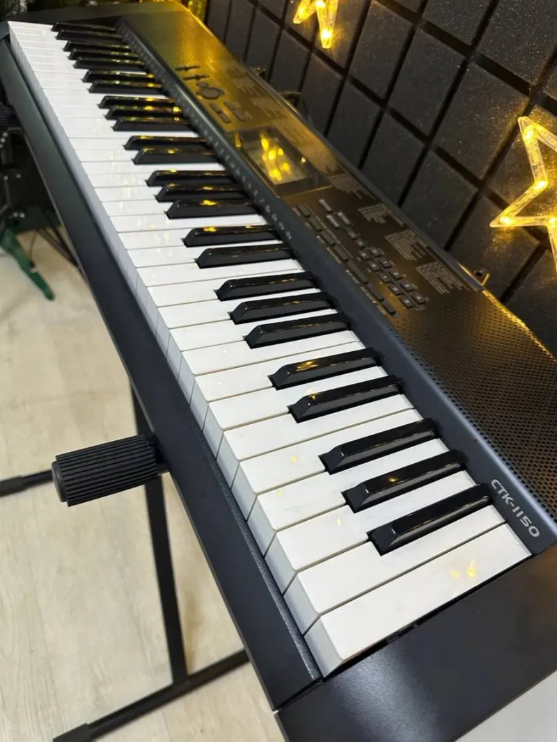 Синтезатор CASIO крута модель!!! Цифрове піаніно, клавіши — фото 2