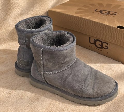 Сірі уггі UGG Australia, розмір 39