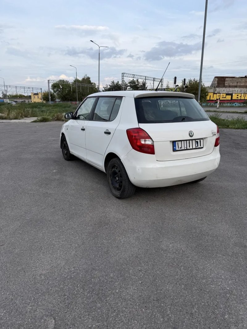 Skoda Fabia 1.6 TDI — фото 3