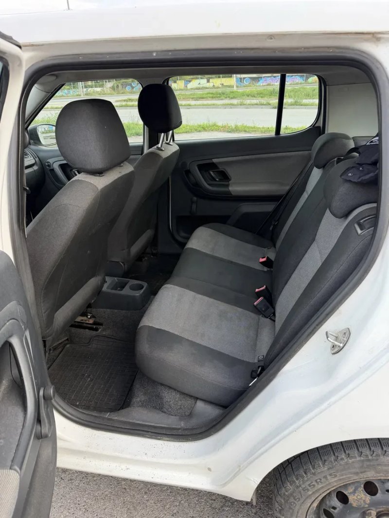 Skoda Fabia 1.6 TDI — фото 7