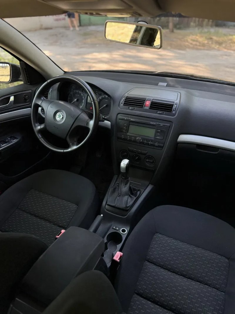 Skoda Octavia A5 1.9TDI свіжопригнанна временный учёт — фото 5