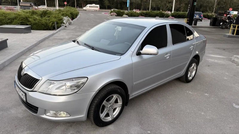 Skoda Octavia A5 2011 год 1.8 TSI авто в отличном состоянии! — фото 2