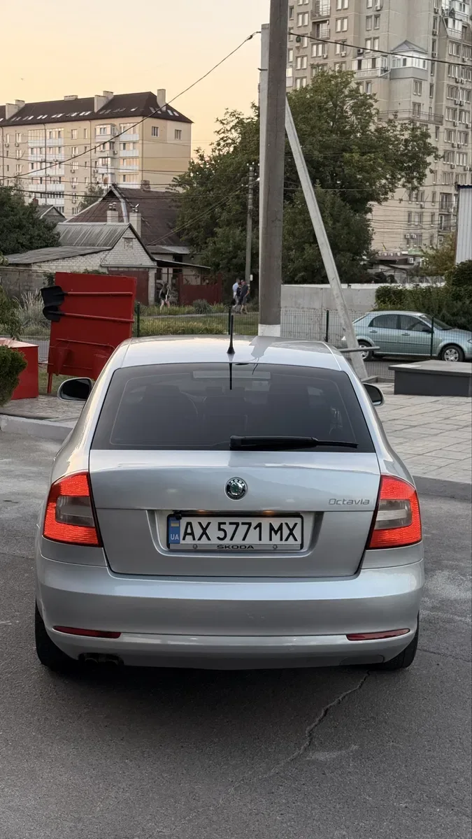 Skoda Octavia A5 2011 год 1.8 TSI авто в отличном состоянии! — фото 7