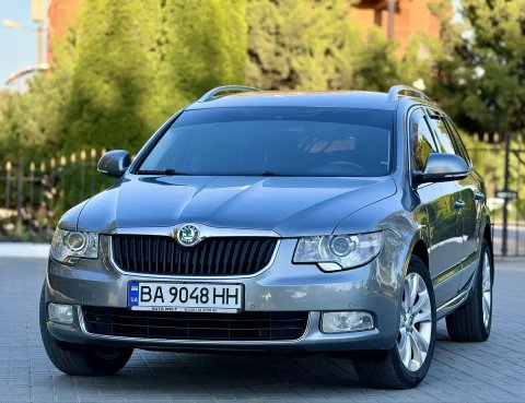 Skoda Superb 2.0 Turbo Dizel Максимальна Комплектація!