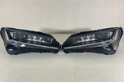 Skoda Superb III 3V Фара Фари передні праві ліві Full-led