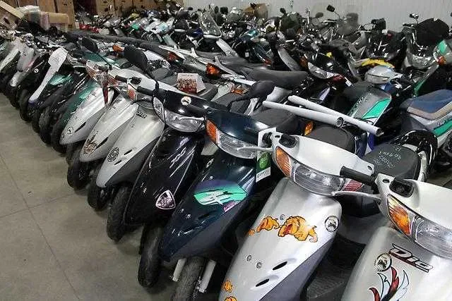 Скутер Honda Dio 34 Цеста с Корзиной черного цвета ! Гарантия на мотор — фото 3