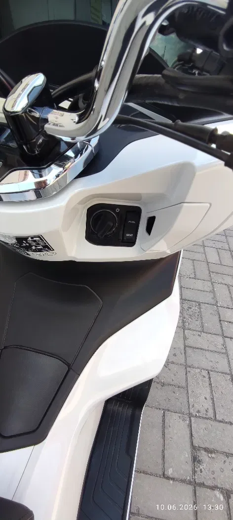 Скутер, максі скутер хонда, Honda PCX 125 — фото 7