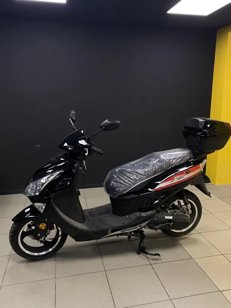 Скутер SPARK SP150S-17R — фото 2