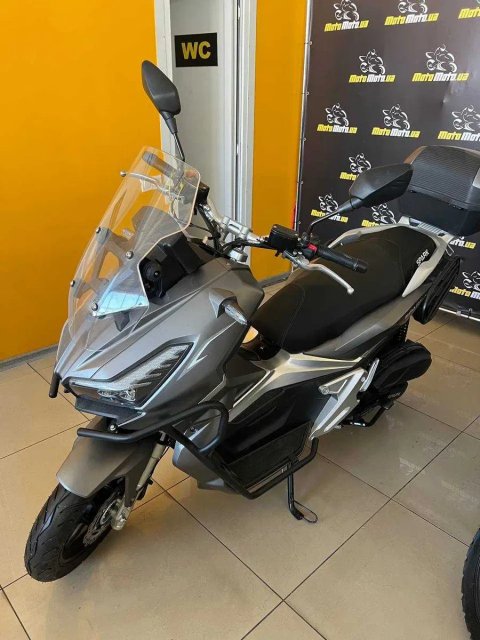 Скутер SPARK SP180S-25