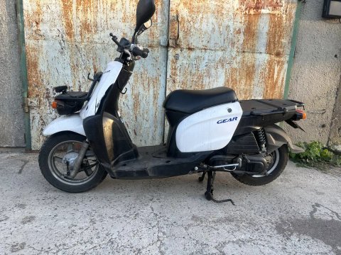 Скутер Yamaha Gear