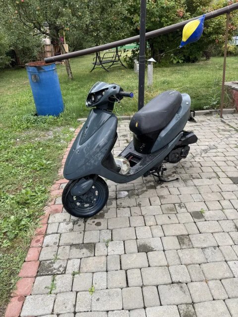 Скутир 50 кубів..