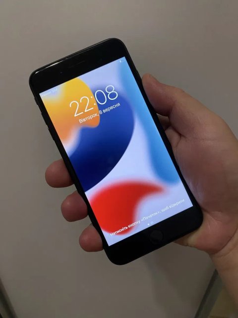 Смартфон Apple iPhone 7 Plus 32 ГБ