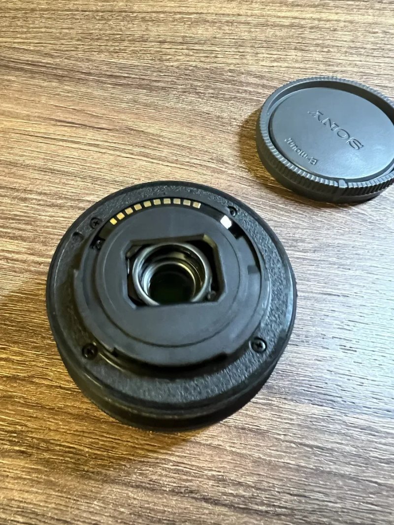 Sony e 16-50mm f/3.5-5.6 oss ii — фото 2
