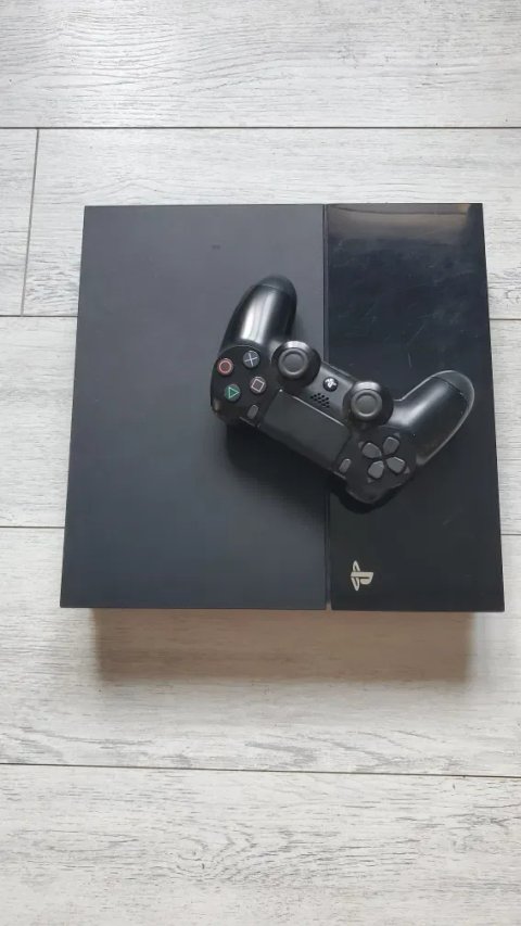 Sony PlayStation 4  cuh 104A