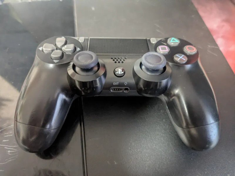 Sony PlayStation 4 Fat під відновлення або на запчастини (+ геймпад) — фото 3