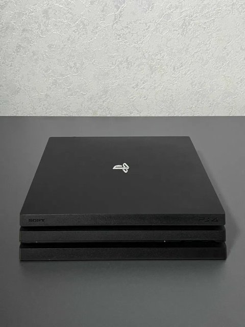 Sony PlayStation 4 Pro 1TB + оригінальний DualShock 4 | 4K | Обслужена