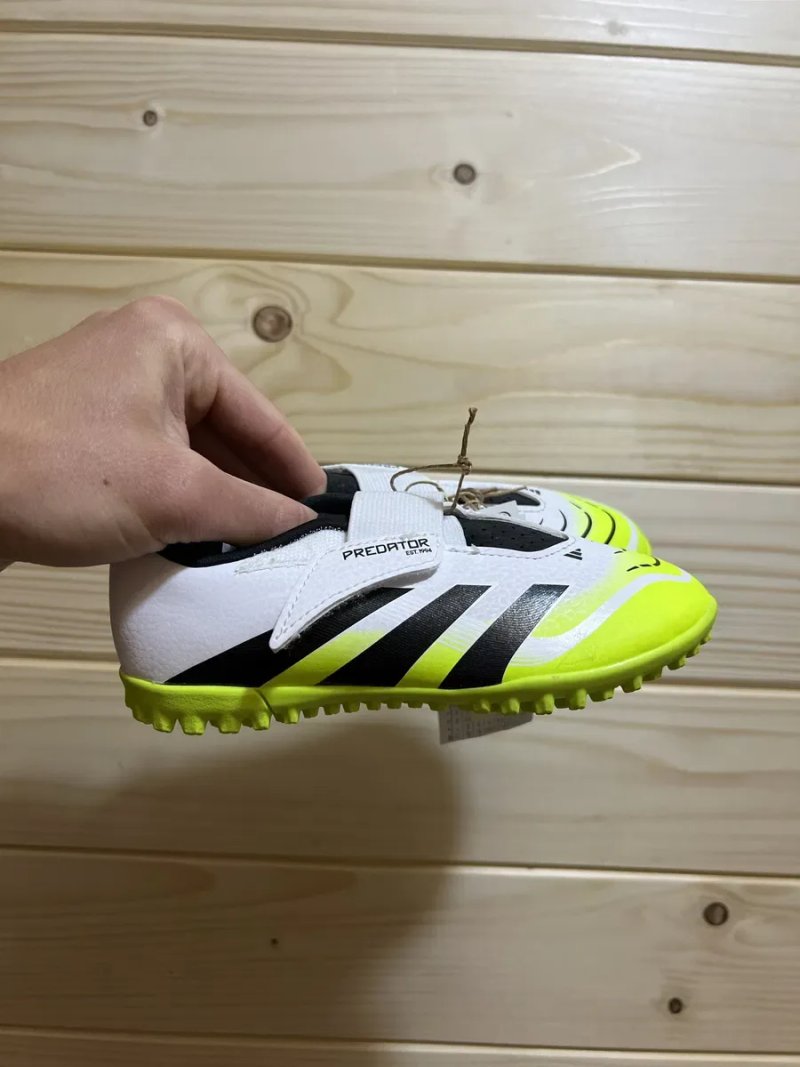 Сороконожки бутси копи футзалки дитячі Adidas Predator Club опт роздріб — фото 2