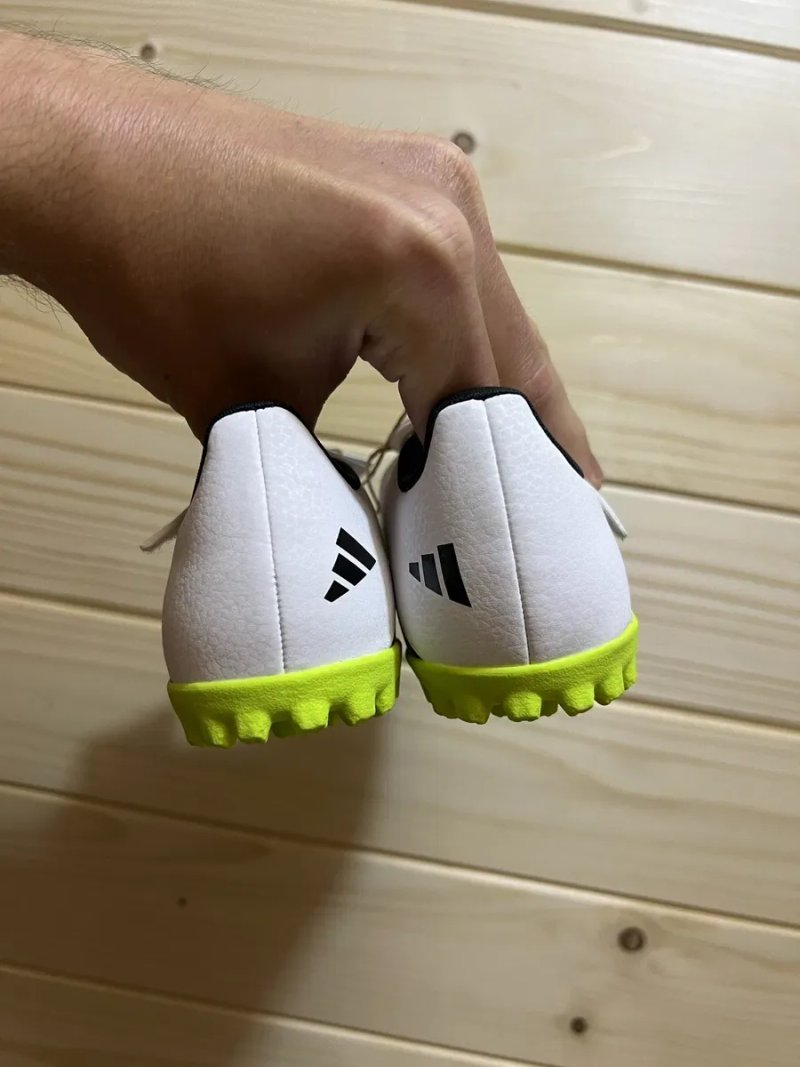 Сороконожки бутси копи футзалки дитячі Adidas Predator Club опт роздріб — фото 6