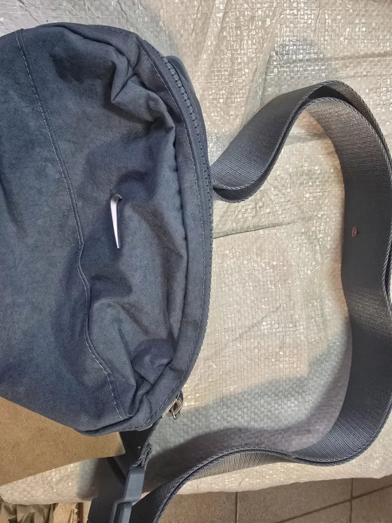 Спортивна сумка на пояс бананка Nike NK AURA WAISTPACK — фото 2