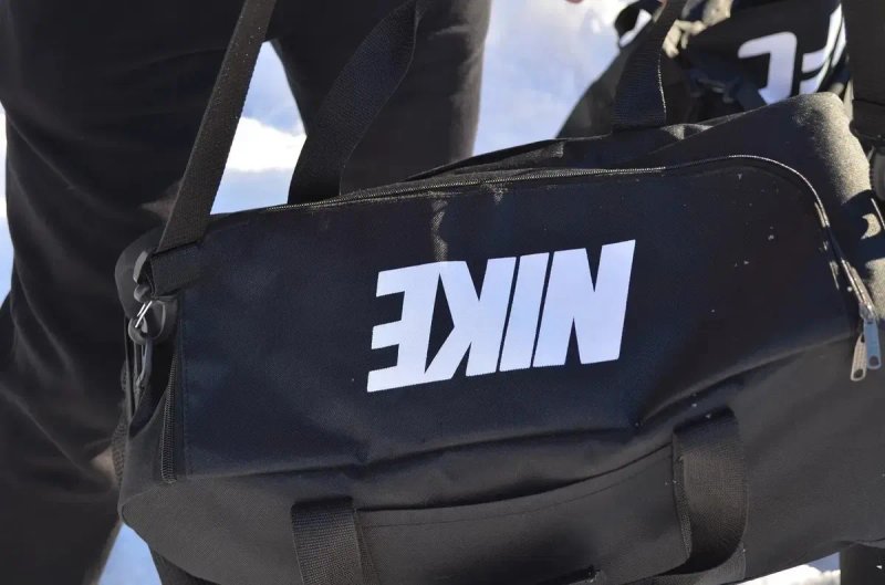 Спортивная дорожная черная сумка Nike / сумка мужская в спортзал — фото 7