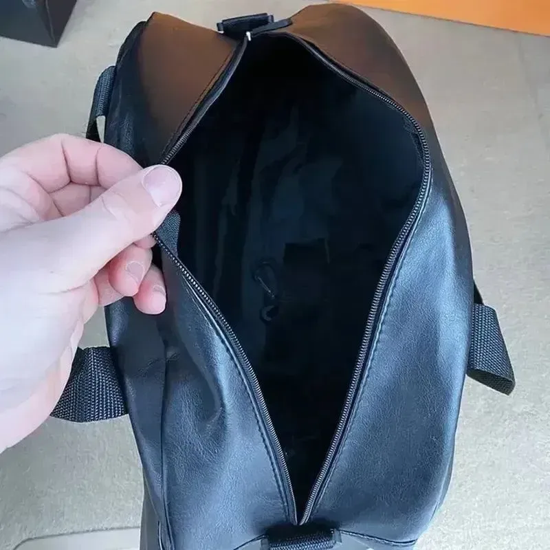 Спортивная сумка Nike эко кожа / сумка женская в спортзал — фото 6