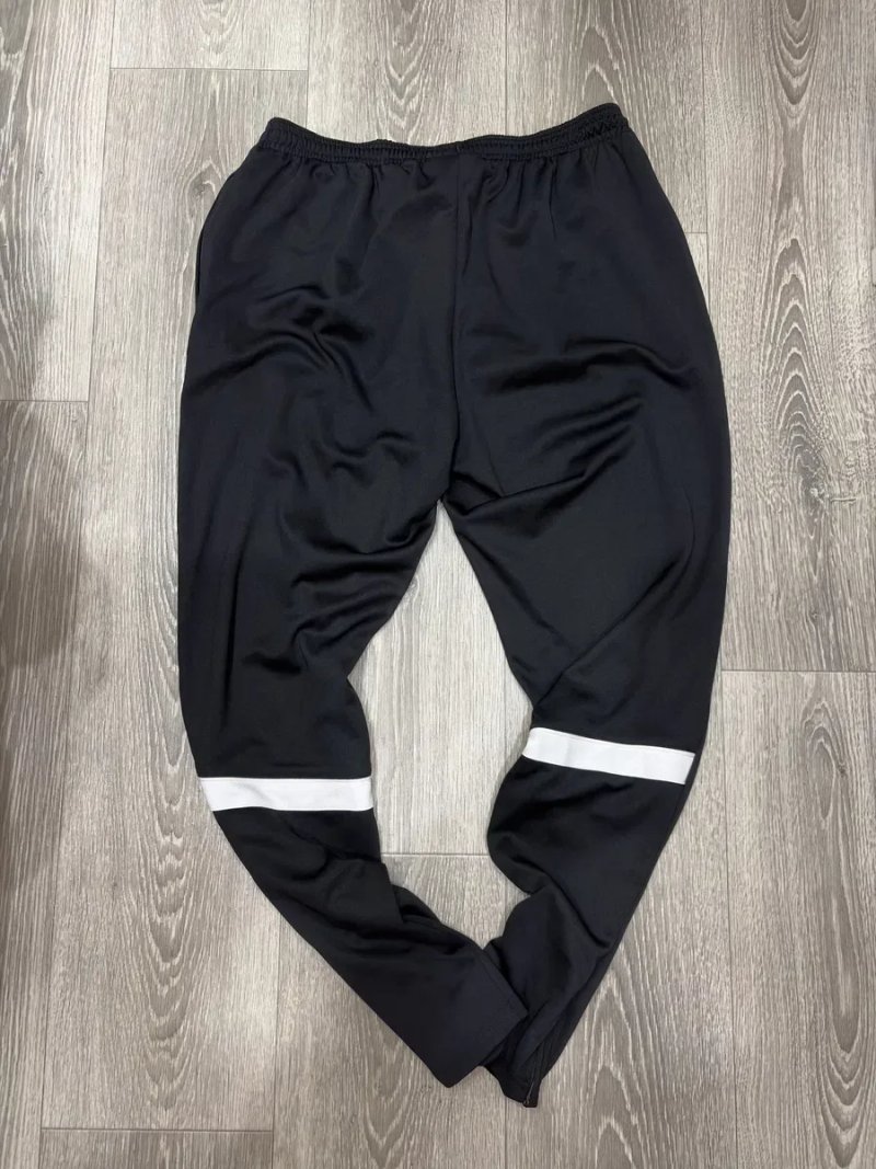 Спортивні штани Nike Dri-Fit , у чорному кольорі , в розмірі М-L — фото 2