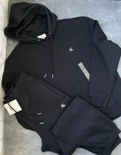 Спортивний костюм теплий на флісі Calvin Klein Monogram(оригінал )   Розмір: M, L