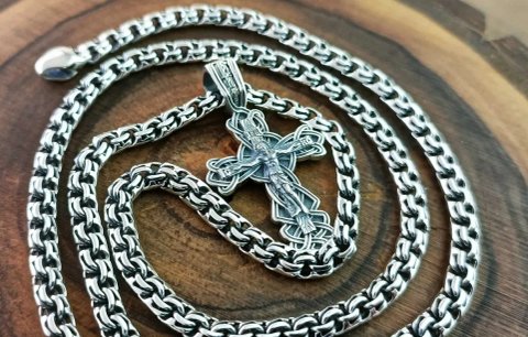 Срібний ланцюг Бісмарк з хрестиком. Серебряная цепочка и крест серебро