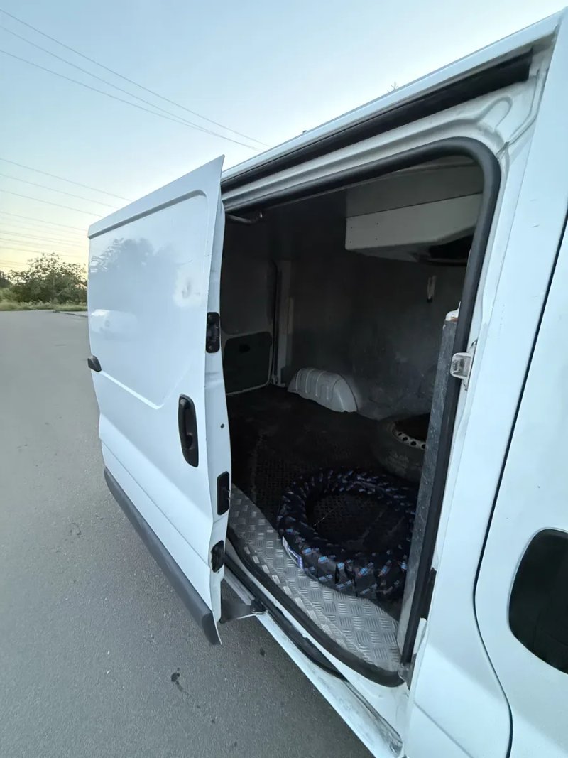 Срочно!Reno Trafik 1.9TDI  Холодильник — фото 4