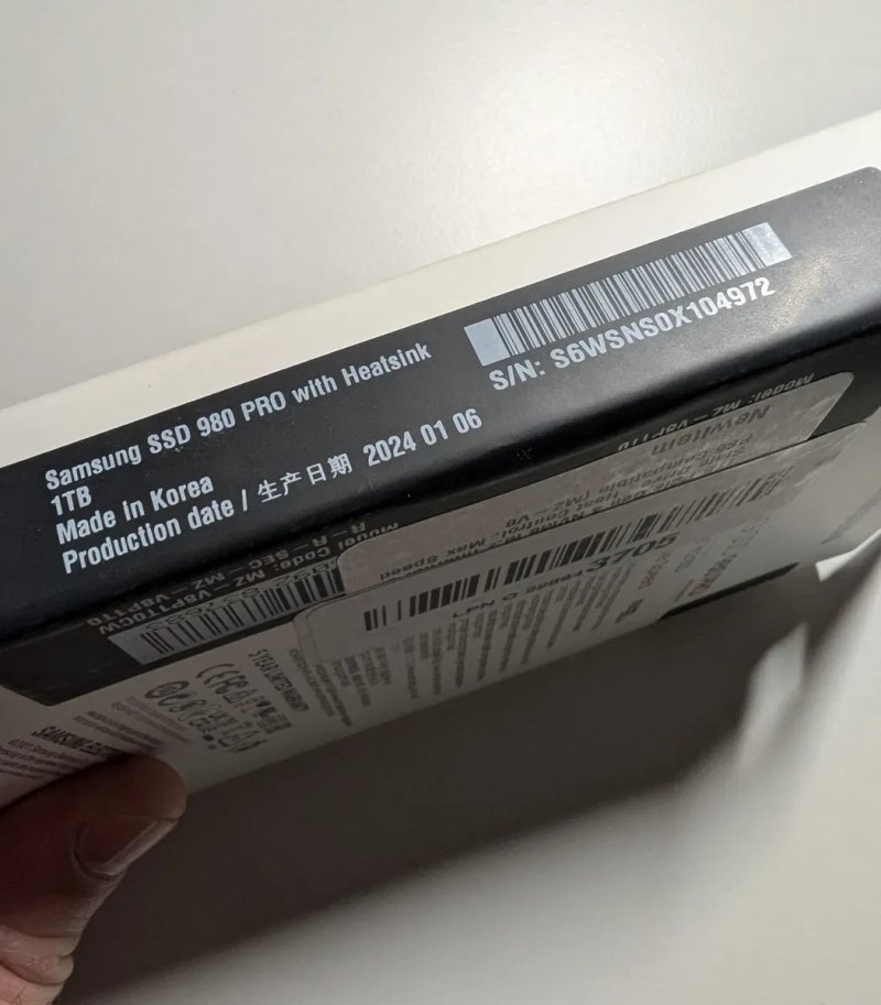 SSD накопичувач Samsung 980 PRO w/ Heatsink 1 TB (MZ-V8P1T0CW) — фото 2