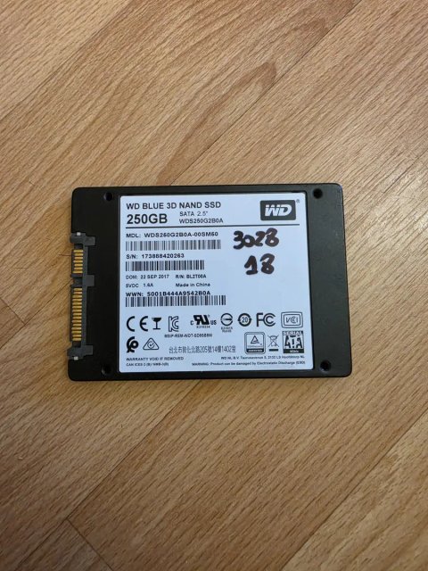 Ssd WD 250GB  sata3 Стан гарний Ссд диск для ноутбука або системного блока
